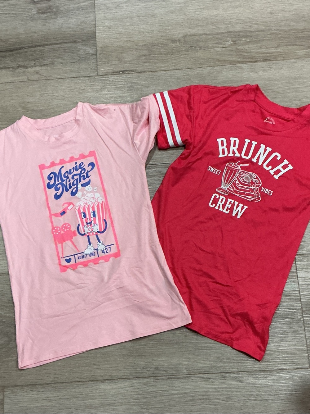 Bundle)Movie Night Pink Graphic Tee - Kids 
Nightgowns